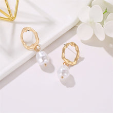 Load image into Gallery viewer, Everyday Pearl Earrings - Pine Jewellery

