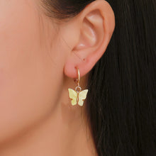 Load image into Gallery viewer, Butterfly Huggies - Pine Jewellery
