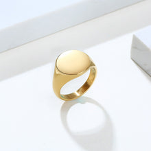 Load image into Gallery viewer, Signet Ring - Pine Jewellery
