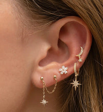 Load image into Gallery viewer, Star Chain Earrings
